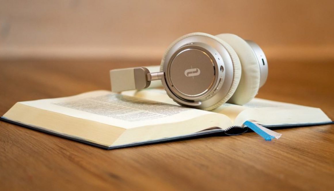 Książki czytane na głos, czyli audiobooki. Nasza księgarnia internetowa ma w ofercie audiobooki.